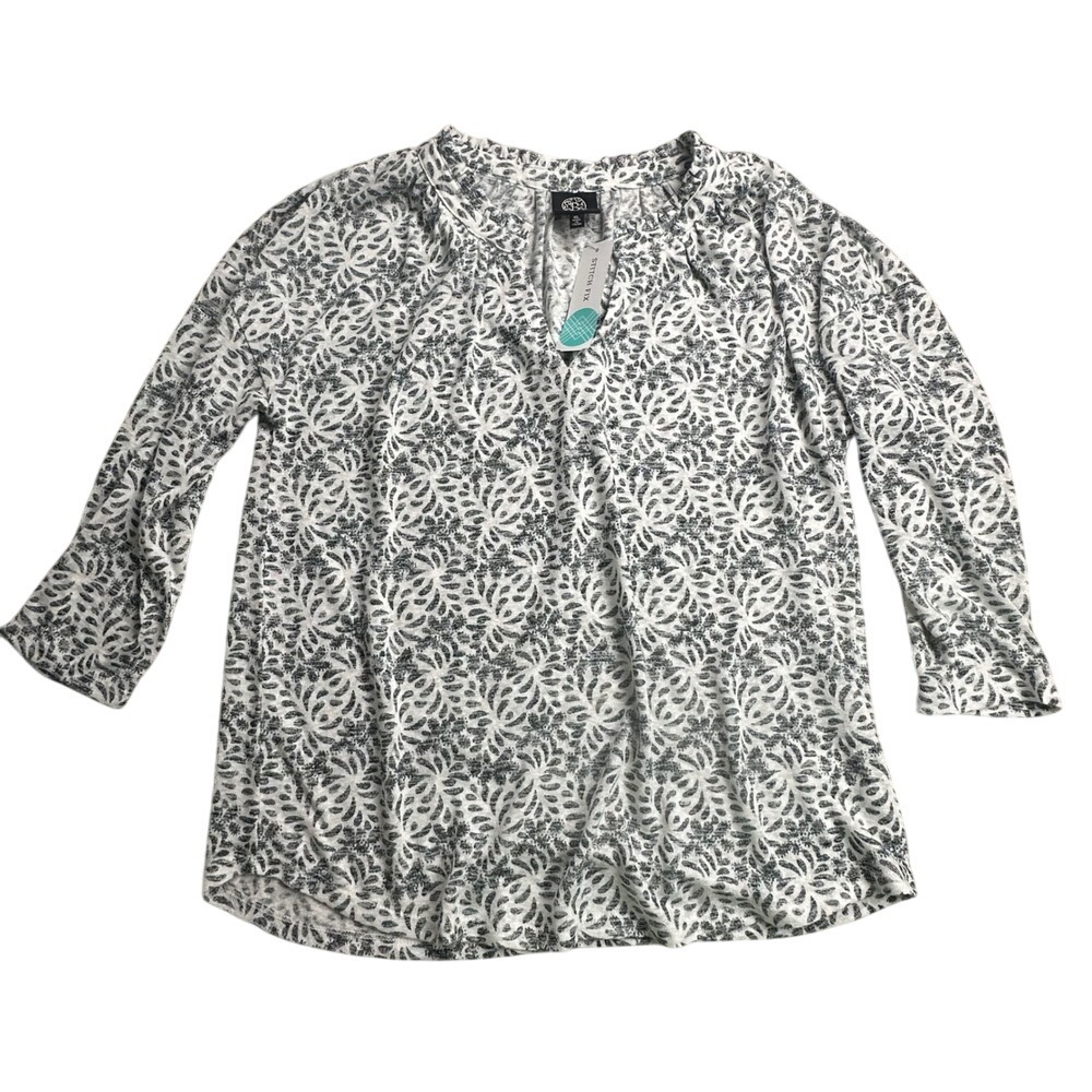 Bobeau Ava  Knit Top Off White XL Black Print‎ Long Sleeve Stitch Fix